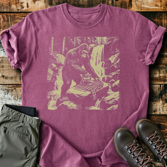 Bigfoot Ironing T-Shirt